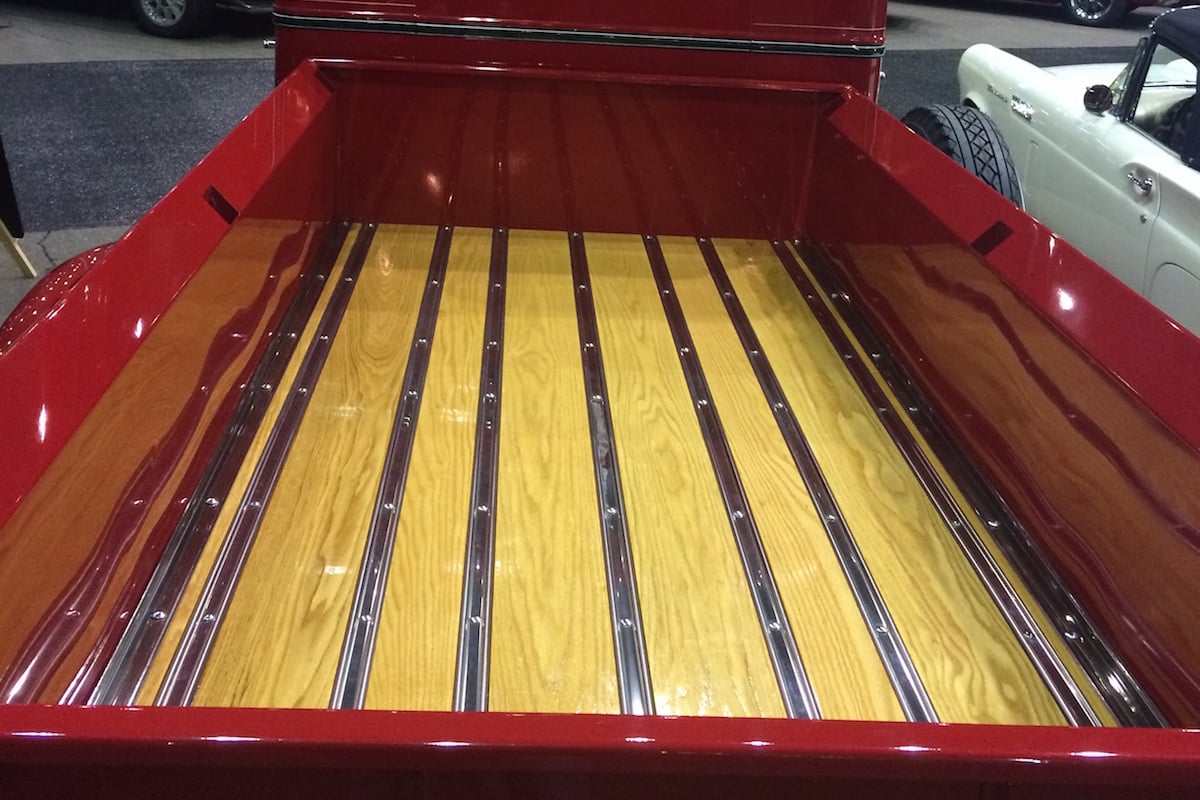 Why Choose Bed Wood When Replacing Your Truck Bed?