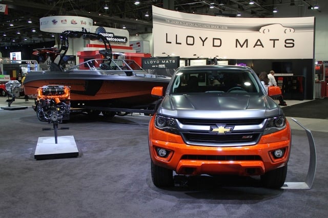 To highlight the Colorado's 7,000 pound maximum towing capacity, they were displaying a customized version pulling an LS-powered Nautique ski boat.