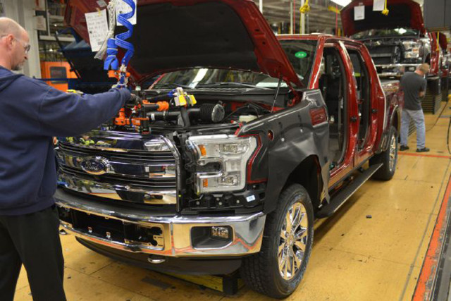 2015-ford-f-150-first-truck-produced-rouge-production-05