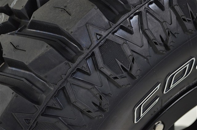The side bitter design allows for more traction off-road.