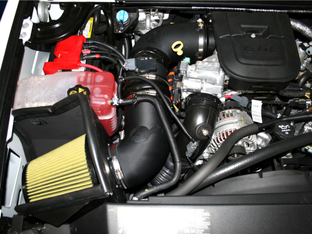 A Pro-GUARD 7 filter kit installed in a Duramax application.