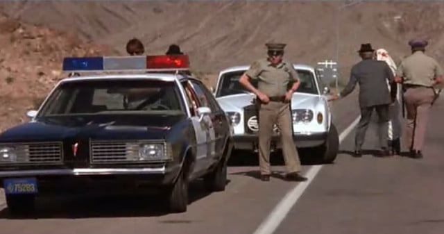 Avoiding the police while breaking the 55mph speed limit is the name of the game in The Cannonball Run.