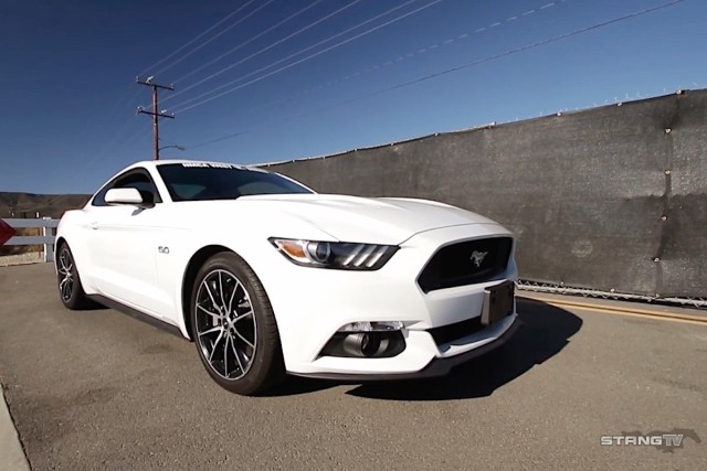 2016_Ford_Mustang_GT