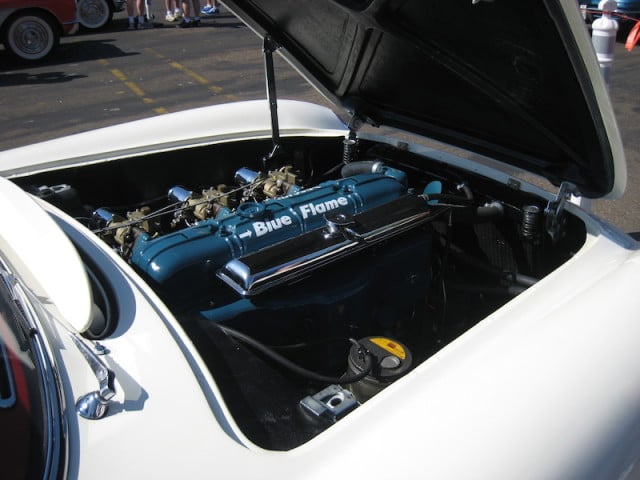 Corvette_1953_Blue_Flame_in-line_6_Engine