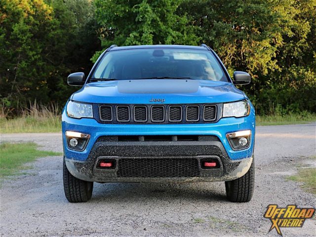 0122017-Jeep Compass-Trailhawk-OffRoad-Xtreme-12