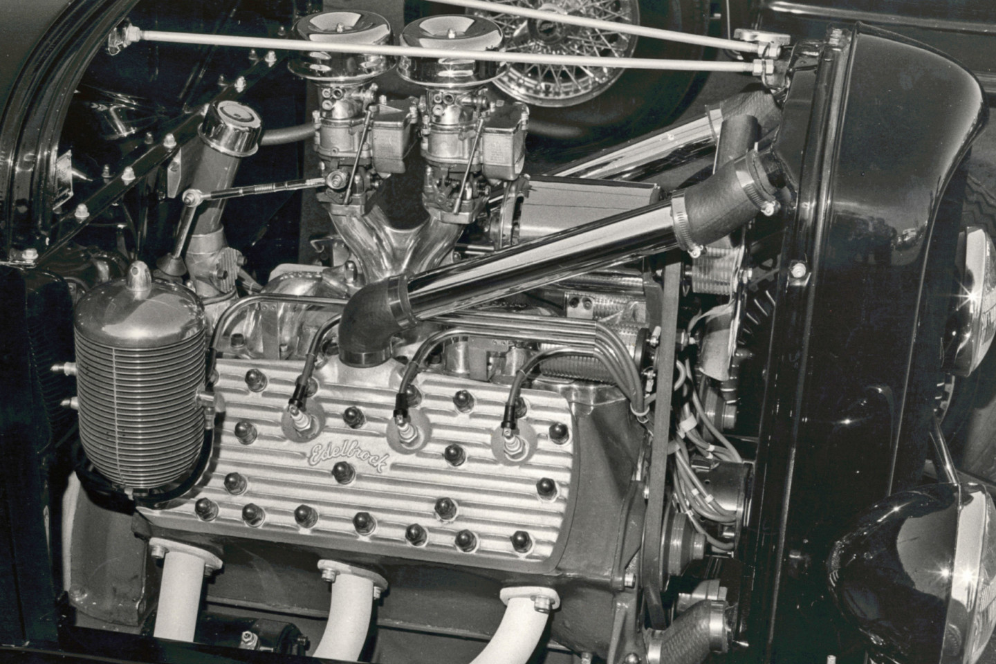 Flathead Ford V-8 and Slingshot intake manifold
