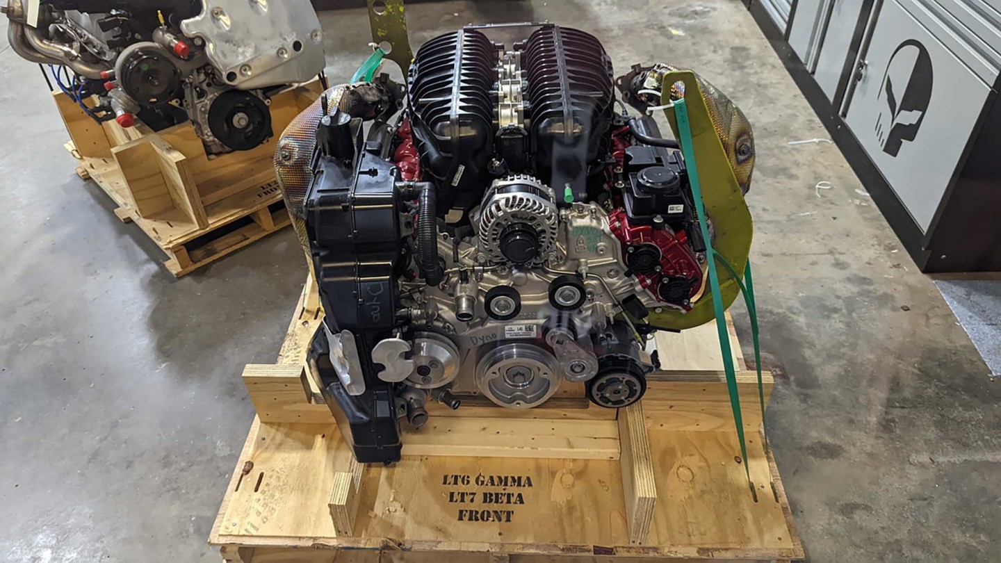 LT7 engine crate