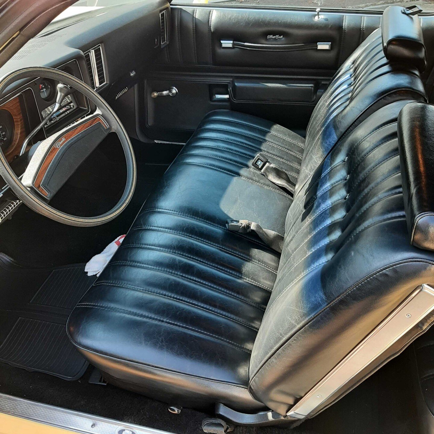 1977 Chevrolet Monte Carlo black interior