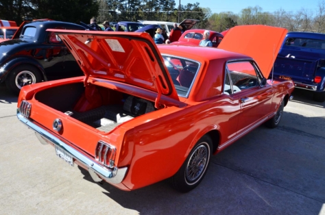 local-church-car-show-draws-strong-blue-oval-turnout-2018-04-06_02-16-30_867816
