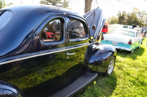 local-church-car-show-draws-strong-blue-oval-turnout-2018-04-06_02-28-16_026674