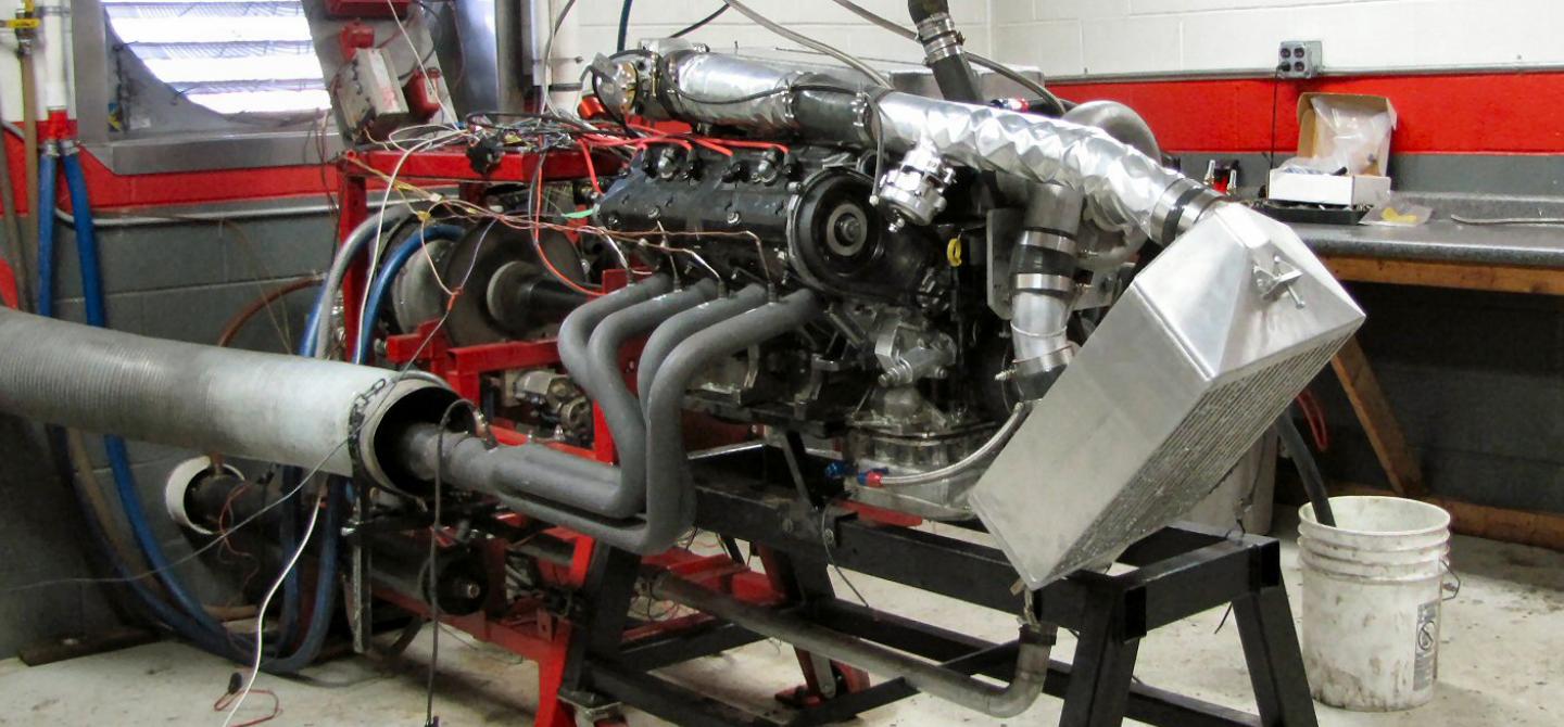 900 Horsepower From A Supercharged 30-Year-Old Porsche 928 Engine