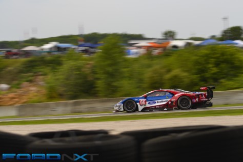ford-gt-reels-in-its-fourth-imsa-victory-in-a-row-at-road-america-2018-08-06_02-24-06_585299