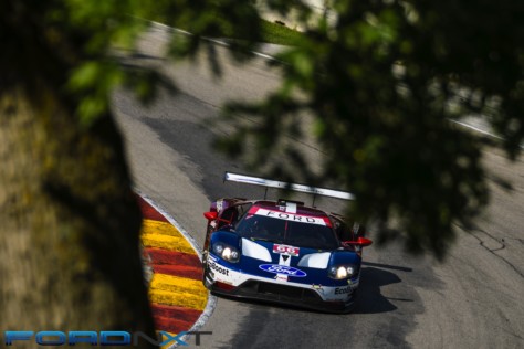 ford-gt-reels-in-its-fourth-imsa-victory-in-a-row-at-road-america-2018-08-06_02-33-36_767840