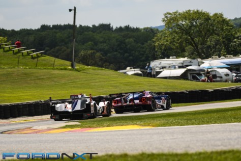 ford-gt-reels-in-its-fourth-imsa-victory-in-a-row-at-road-america-2018-08-06_02-39-19_472184