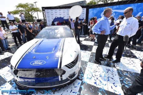 mustang-is-dressed-for-success-in-nascar-cup-series-racing-next-year-2018-08-10_16-22-22_253403
