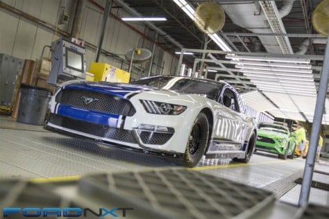 mustang-is-dressed-for-success-in-nascar-cup-series-racing-next-year-2018-08-10_16-27-42_535310