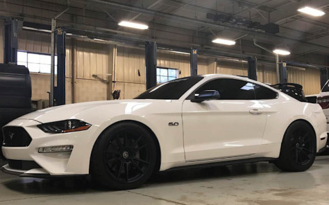 livernois-s820-package-boosts-the-2018-mustang-to-850-hp-2018-10-09_15-00-33_619325