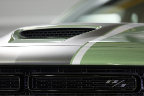 dodge-introduces-stars-stripes-edition-on-challenger-and-charger-2019-04-18_16-05-20_395651