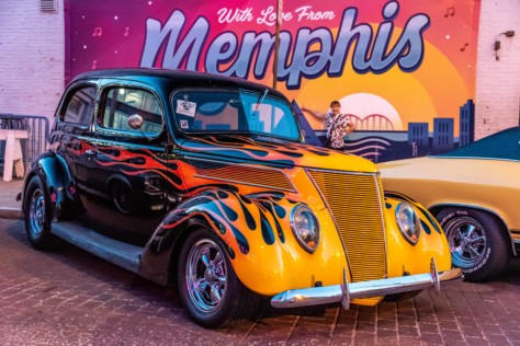 goodguys-hall-of-fame-road-tour-visits-the-home-of-the-blues-2019-09-30_15-20-26_706444