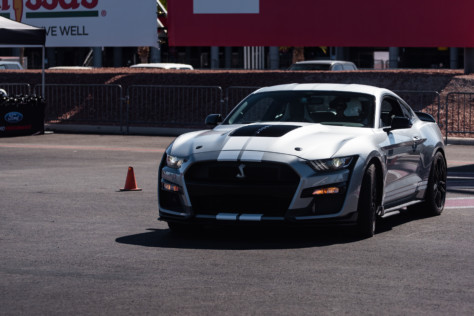 driven-2020-ford-mustang-shelby-gt500-2019-11-18_23-43-31_243075