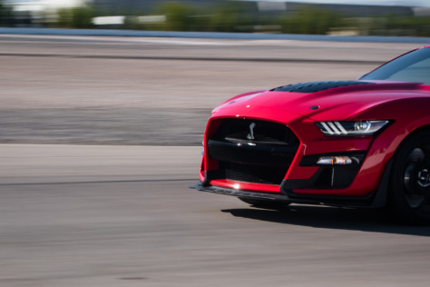 driven-2020-ford-mustang-shelby-gt500-2019-11-18_23-49-13_298977