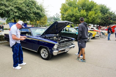 champion-cooling-third-annual-car-show-rolling-with-the-punches-2020-10-28_14-11-29_010261