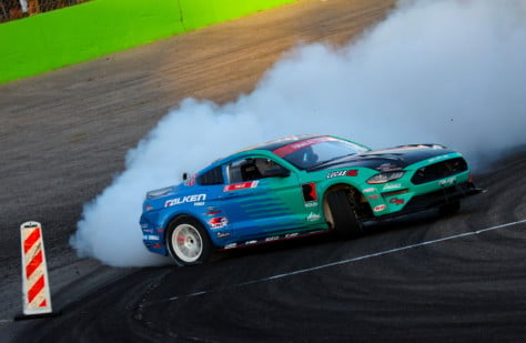 mustang-drivers-dominate-at-formula-drift-round-2-in-orlando-2021-05-24_14-15-39_857224
