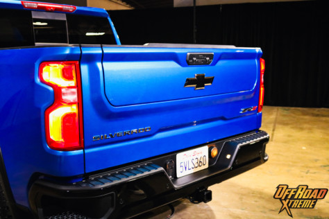 zr2-flagship-revealed-in-all-new-2022-chevrolet-silverado-lineup-2021-09-09_13-14-27_615882