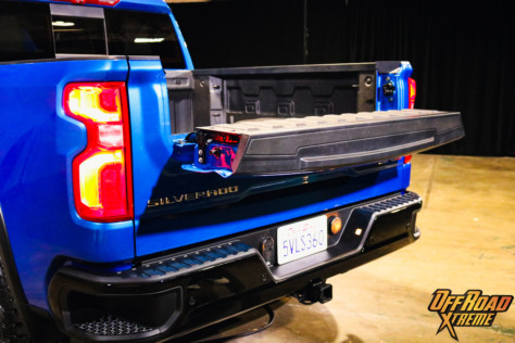 zr2-flagship-revealed-in-all-new-2022-chevrolet-silverado-lineup-2021-09-09_13-14-36_028508