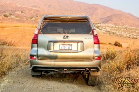 field-test-what-makes-the-lexus-gx460-an-appealing-off-roader-2021-12-30_11-47-59_796393