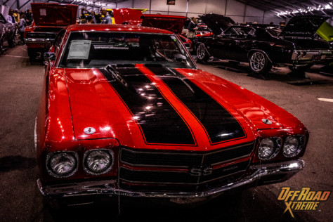 what-is-it-like-at-the-barrett-jackson-auto-auction-2022-02-19_01-08-23_213019