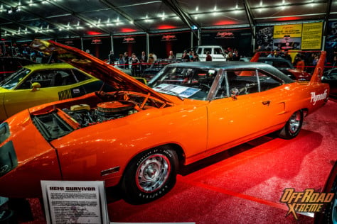 what-is-it-like-at-the-barrett-jackson-auto-auction-2022-02-19_01-08-47_927619