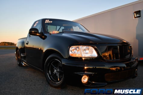 twin-turbo-svt-lightning-street-truck-jolts-the-quarter-mile-with-7s-2022-04-29_08-02-41_801553