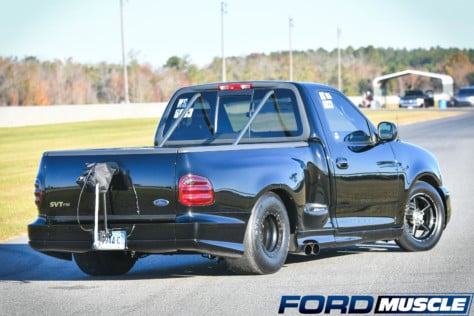twin-turbo-svt-lightning-street-truck-jolts-the-quarter-mile-with-7s-2022-04-29_08-03-21_667244