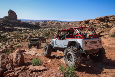 rockstar-garage-conquers-moab-easter-jeep-safari-2022-05-16_14-19-19_065137