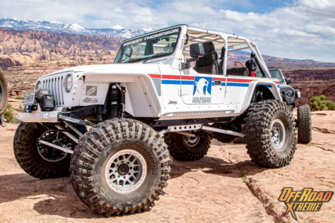 authentic-usps-right-hand-drive-jeep-fully-built-to-haul-the-mail-2022-07-12_10-56-43_309478