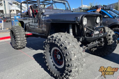 sema-2022-mickey-thompson-rolls-out-42-and-44-inch-radial-tires-2022-11-15_18-10-33_907122