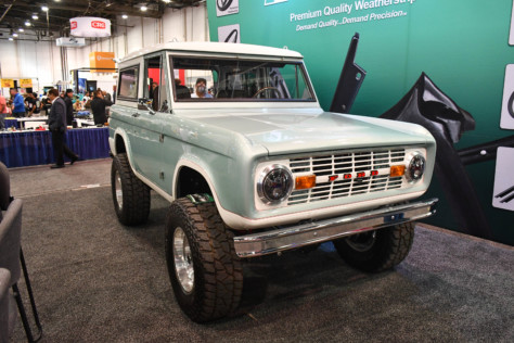 sema-2022-the-wild-and-mild-ford-vehicles-of-the-2022-sema-show-2022-11-07_12-47-36_195563