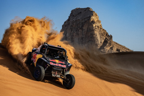 can-am-and-red-bull-announce-joint-partnership-for-2023-2022-12-20_20-04-29_220557