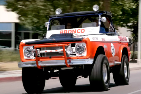 jay-lenos-garage-goes-out-for-a-rip-with-rod-halls-1968-ford-bronc-2022-12-20_14-46-11_881967
