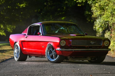 1965-mustang-dazzles-with-beautiful-paint-and-a-modern-engine-2023-01-31_10-29-50_101001