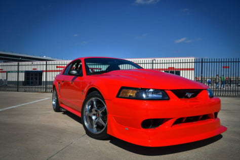 2000-svt-cobra-r-becomes-keeper-in-ford-collection-2023-01-18_15-37-24_365550