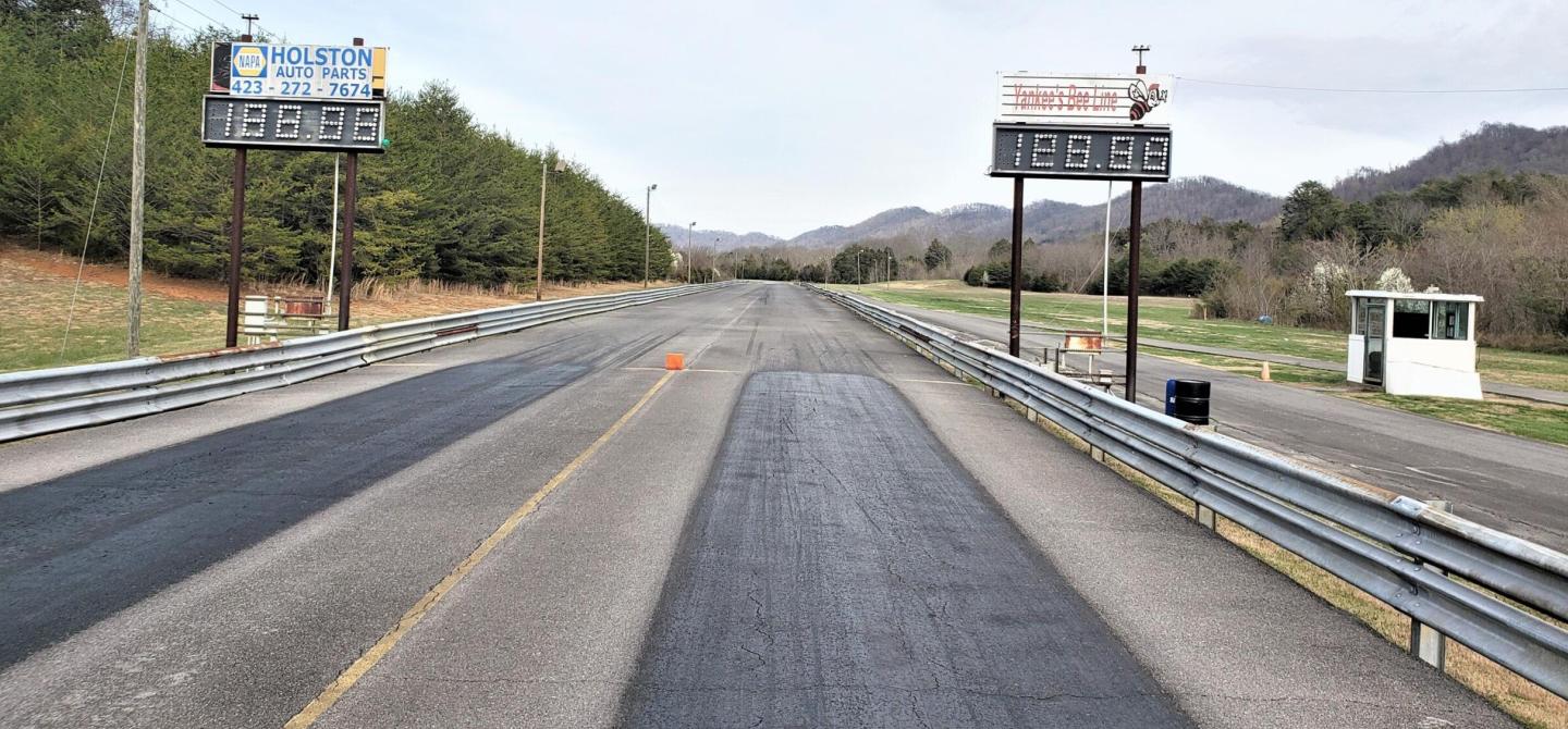 $600,000 Will Buy You This Tennessee Dragstrip