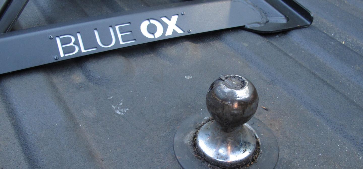 Tested: The Blue Ox BXR2100 Fifth-Wheel Hitch