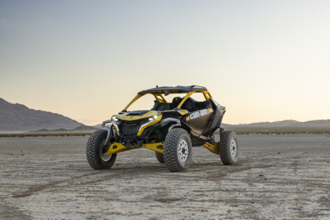 can-am-goes-big-in-2024-with-all-new-maverick-r-ssv-lineup-2023-08-21_13-18-17_594177