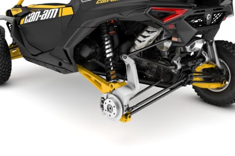 can-am-goes-big-in-2024-with-all-new-maverick-r-ssv-lineup-2023-08-21_13-19-40_665077