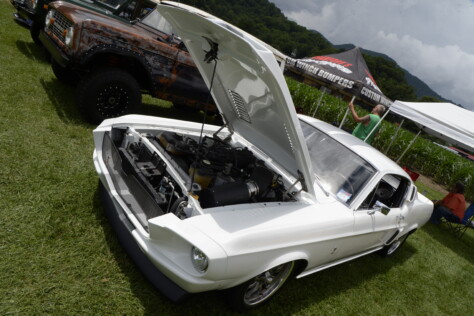 mustangs-broncos-and-f-100s-invade-maggie-valley-for-all-ford-show-2023-08-31_10-00-26_642330
