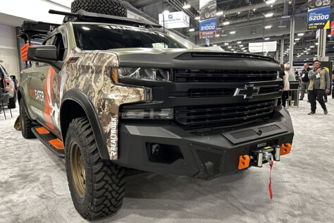 sema-2023-realtruck-collabs-with-meateater-on-2019-silverado-build-2023-12-05_16-41-11_473392