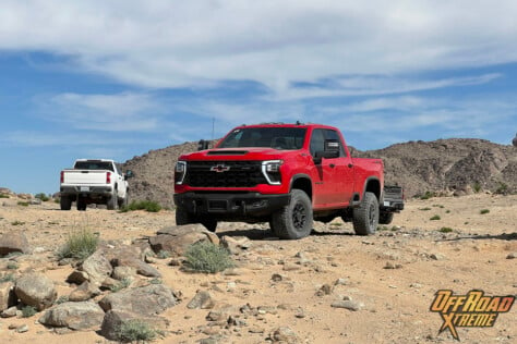 driving-new-chevrolet-zr2-trucks-through-king-of-the-hammers-2024-01-11_16-57-19_455160